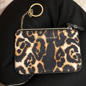 NWOT Victoria’s Secret coin purse